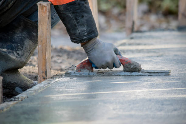Best Concrete Sidewalk Installation in Gonzalez, FL
